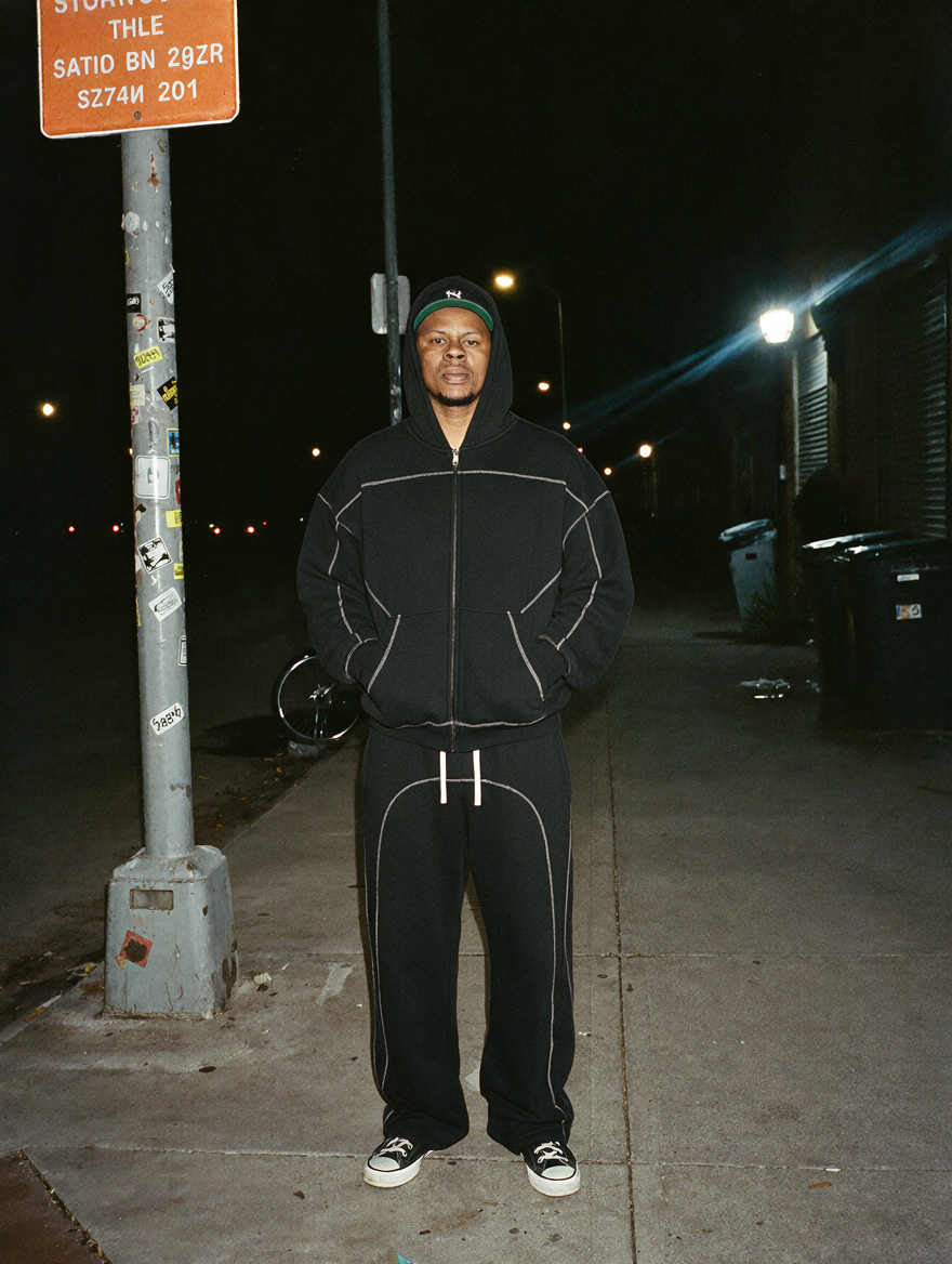 Contrast-Stitched Boxy Fleece Zip Hoodie